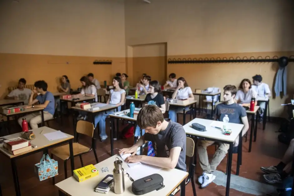Gli studenti abruzzesi delle superiori potranno studiare all’estero, la Regione mette in campo 1 milione di euro