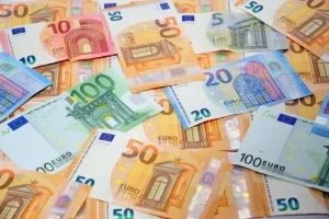 L’inflazione nell’eurozona raggiunge il 2,9% a luglio 2026