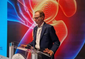 Dalla Liguria appello alla prevenzione “Non guardate direttamente l’eclissi”