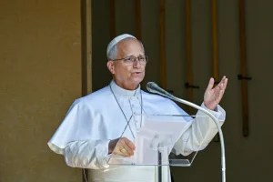 Ucraina, Papa “E’ tempo di fermare la spirale di violenza”