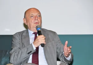 Rafforzare prevenzione e adattamento ai cambiamenti climatici, afferma Pichetto Fratin.