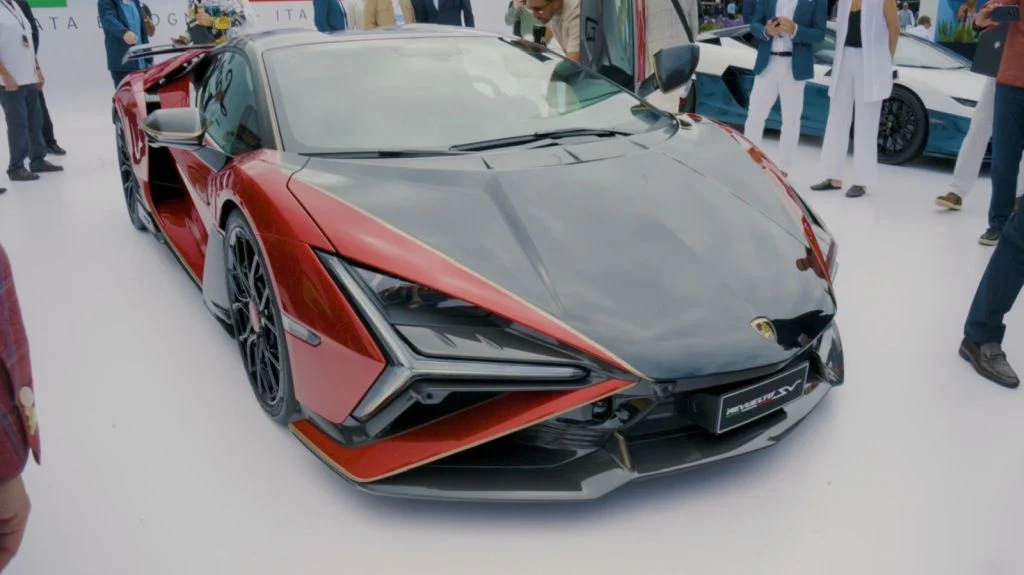 Lamborghini, passato e futuro si incontrano alla Monterey Car Week