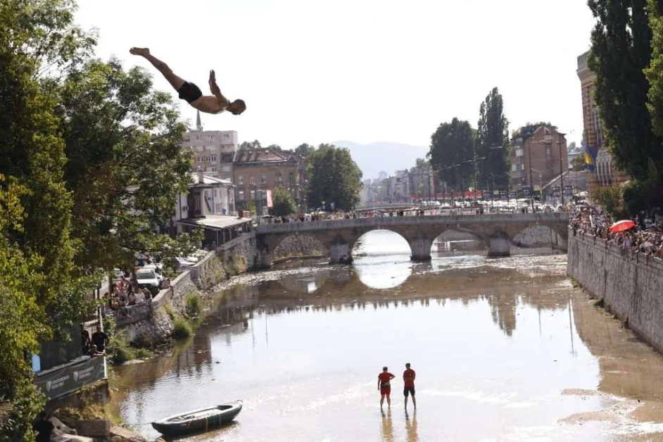 Bosnia, Sarajevo batte il record di turisti con un’estate di musica e cultura