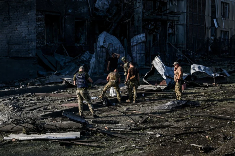 Notte di attacchi incrociati tra Russia e Ucraina, morti e feriti