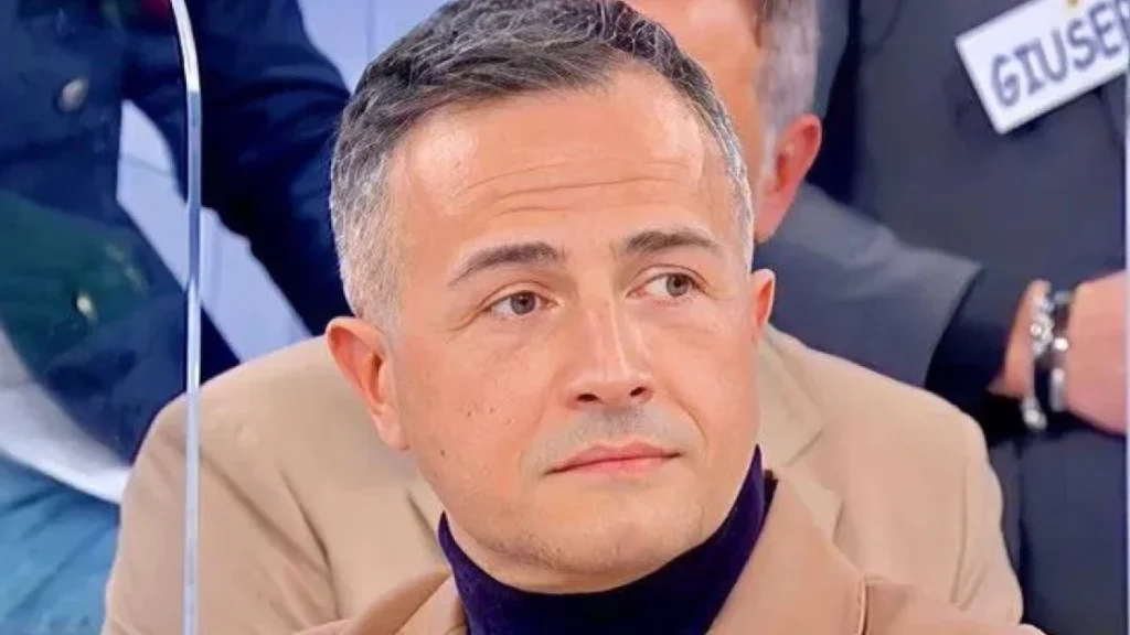 Riccardo Guarnieri chiude con Sabrina dopo il falò con Giovanni: verità inaspettate svelate.