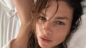 Emma Marrone chiarisce la sua partecipazione al Festival di Stefano De Martino: “Ci sentiamo spesso”