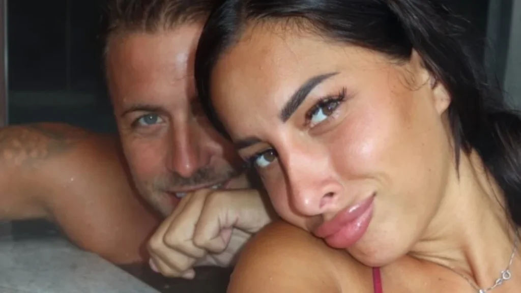 Manuel Maura commenta Francesca Sorrentino: “Non si pente della sua esperienza a Uomini e Donne”.