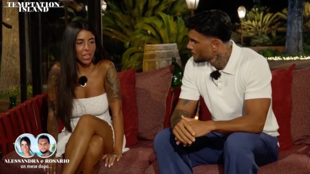 Temptation Island: Alessandra e Rosario tornano a sentirsi, aspettative sulla verità da rivelare.