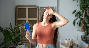 Rinfresca la casa d’estate: 7 trucchi efficaci per combattere il caldo e la polvere.