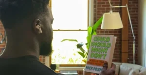 AirPods con telecamera: ecco il video rubato che li mostra in azione.