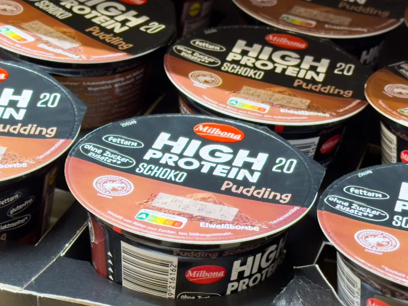 I 20 migliori prodotti alimentari di agosto: budino Lidl, preparato senza glutine Eurospin, energy drink Aldi.