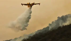 Monte Barone in fiamme: Pichetto assicura monitoraggio attento dell’incendio nel Biellese.