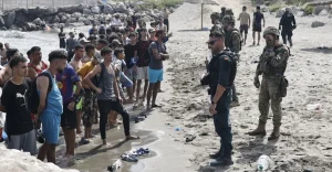 Ceuta, il ministro degli esteri spagnolo: “Sui migranti Italia non all’altezza delle aspettative”. Fonti Viminale: “Con Governo Meloni crollo degli sbarchi”