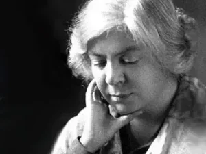 Grazia Deledda: 90 anni dalla morte e 100 dal Nobel, una grandezza dimenticata.