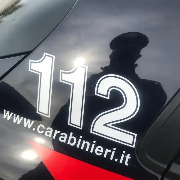 Aggredisce moglie e figlia a martellate, arrestato un 55enne in Brianza