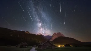Lo spettacolare sciame di meteore Perseidi illuminerà i cieli britannici ad agosto!