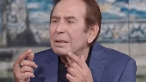 Giucas Casella racconta il momento di paura durante una diretta rischiosa e imprevedibile