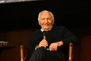 Mogol festeggia 90 anni: una leggenda italiana dedicata alla musica per tutta la vita