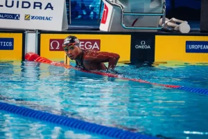 Ceccon e Pilato di bronzo nei 200 dorso e nei 100 rana. Splendido record del mondo di Curtis nei 50 dorso
