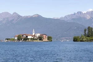 Siccità Lago Maggiore: Italia e Svizzera rilasciano acqua straordinaria dal Lago di Lugano.