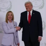 Meloni al NYT: “Credevo con Trump sarebbe stato più facile”. Sui social risponde a Schlein: “Nessun boomerang, Patto Ue svolta positiva per l’Italia”