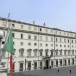 Il governo proroga lo sconto sulle accise per il gasolio fino al 5 settembre. Approvato il decreto per la continuità degli impianti ex Ilva