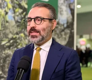 CSR Puglia 2023-2027, bando da 60 milioni per investimenti produttivi delle aziende agricole