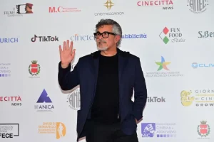 Paolo Genovese festeggia 60 anni, il genio dietro “Perfetti sconosciuti”