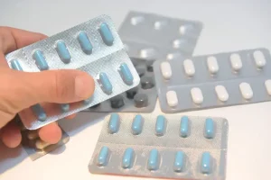 Aifa, nel 2025 circa 18 confezioni di farmaci in media a cittadino: spesi 39,3 miliardi
