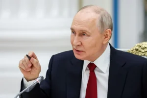 Putin “Con gli attacchi a obiettivi economici l’Ucraina ha aperto un vaso di Pandora, risponderemo”