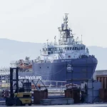 Immigrazione, fermo di 45 giorni per la Sea-Watch 5. Piantedosi: “Non rispettati gli obblighi di legge”. L’Ong: “Non collaboriamo con criminali e trafficanti”