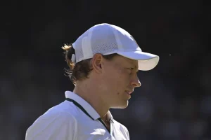 Sinner saldo in vetta del ranking Atp, Cobolli numero 6