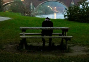 La solitudine associata a 870mila decessi l’anno nel mondo