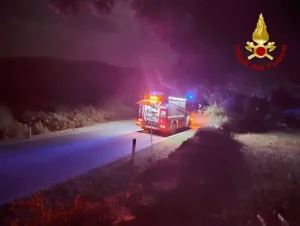 Brucia l’Ogliastra in Sardegna, tre Canadair in azione
