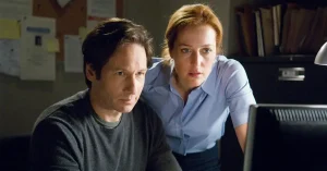 Chris Carter, creatore di X-Files, desiderava realizzare un film ancora più horror.
