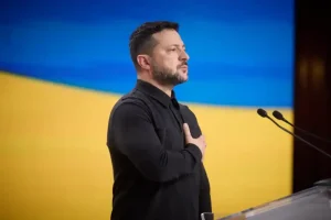 Ucraina, Zelensky a Mattarella: “Grati per il sostegno dell’Italia alla nostra difesa”
