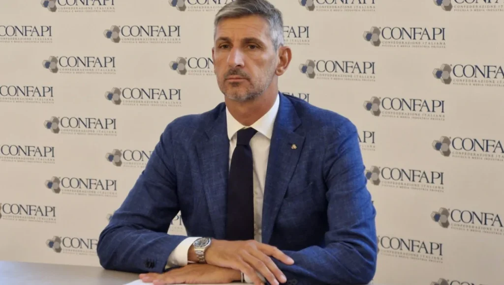 Confapi: imprese resilienti ma cresce la preoccupazione per lo Stretto di Hormuz