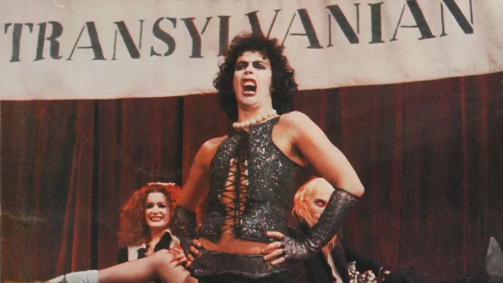 Addio a Tim Curry, icona di ”Rocky Horror Picture Show”: lutto nel mondo del cinema.