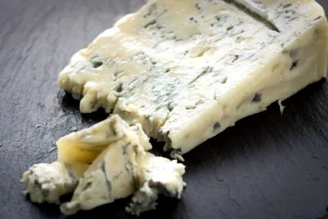 Scopri i recenti richiami gastronomici: gorgonzola, salame Galbanetto, succo d’arancia, verdesca, cozze e peperoncino