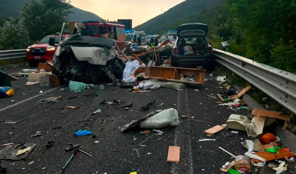 Grave incidente stradale tra Rieti e Terni: sei morti e 27 feriti
