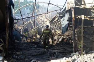 Ucraina, raid russo su Kiev: 9 morti e 27 feriti