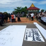 Opposizione dei pescatori all’estrazione di sabbia nelle Isole Riau, Indonesia.