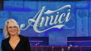 Amici 26: nuove discipline e spoiler sconvolgono la gara tra i cantanti