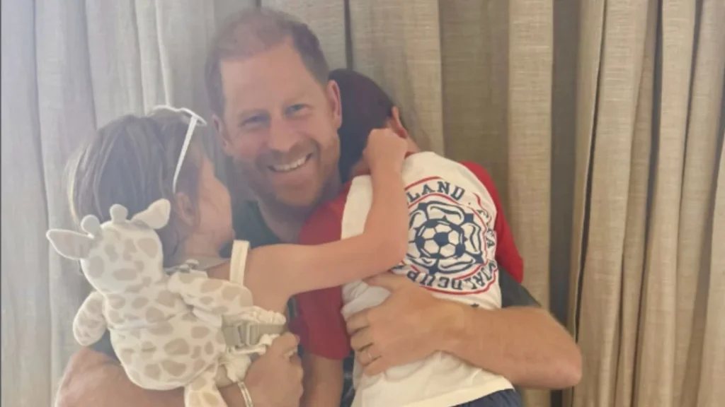 L’addio doloroso del principe Archie a causa delle piani di Harry e Meghan nel Regno Unito.