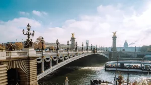 La nuova concorrenza di Eurostar: nel 2029 parte la rotta Londra-Parigi.