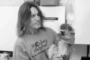 Addio a Steve Smit, il celebre “Uomo Scimmia” del Sudafrica.