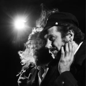 Vinicio Capossela sorprende con “Tutti Bodyguard”, la rivisitazione di “Body guard”