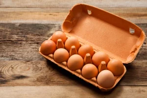 Eurospin richiama uova da allevamento all’aperto: allerta tardiva per i consumatori.