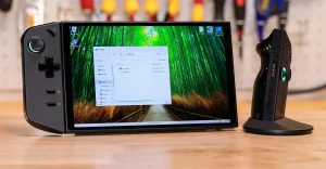 Lenovo conferma problemi Legion Go dopo segnalazioni di dispositivi brickati: ecco cosa è successo.
