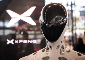 Casa automobilistiche cinesi puntano sui robot come prossima grande fonte di profitto, seguendo Tesla.
